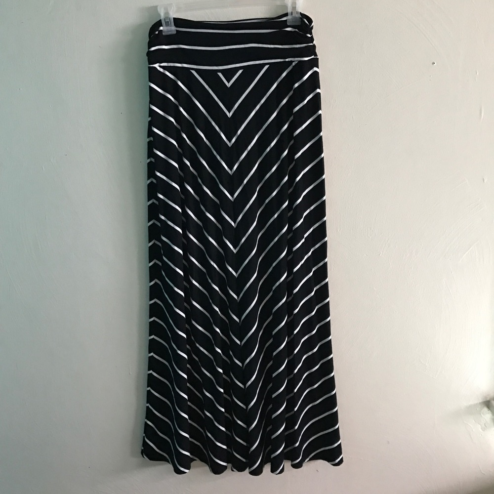 Striped maxi skirt
